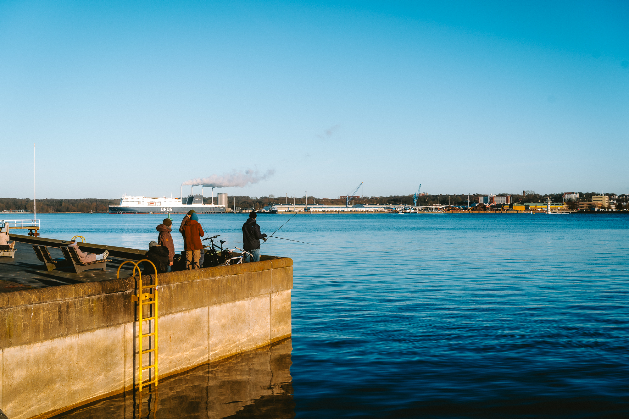 Fishing at Kiellinie